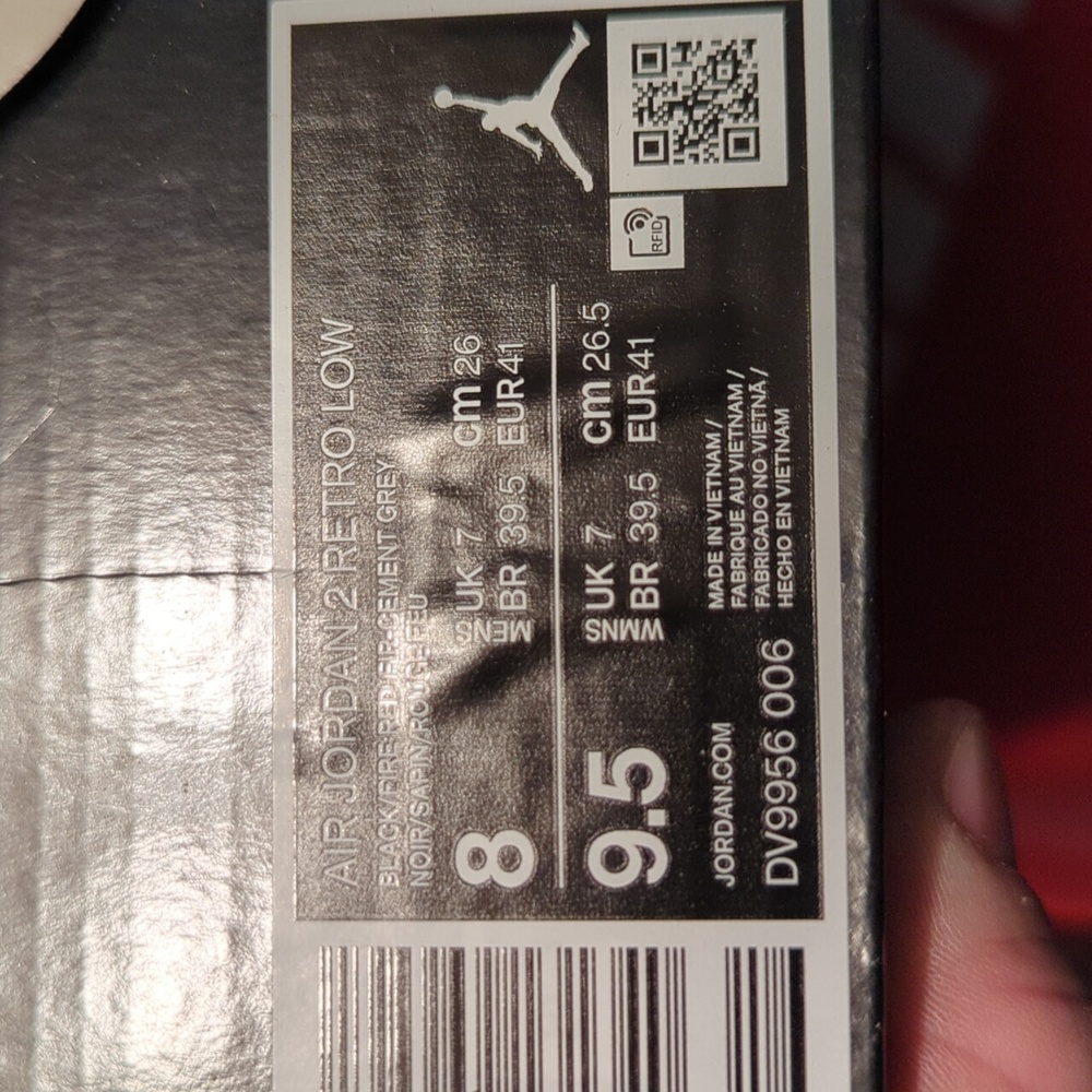 Air Jordan 2 low